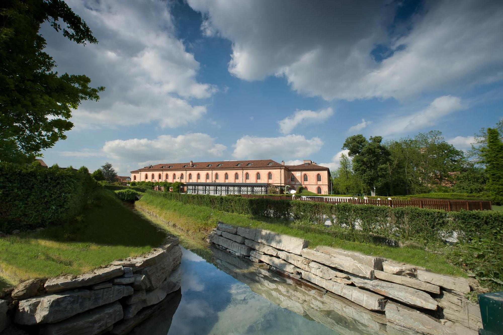 Albergo Dell'Agenzia Bra Exterior foto