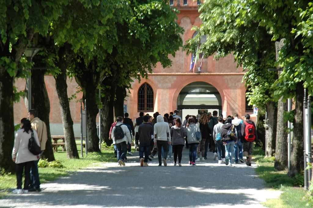 Albergo Dell'Agenzia Bra Exterior foto